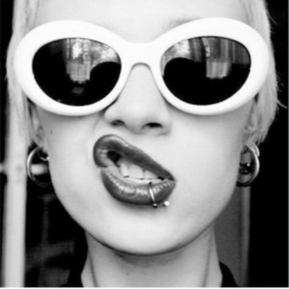 WHITE Retro Clout Goggles Sunglasses Rapper Oval - Picture 2 of 6